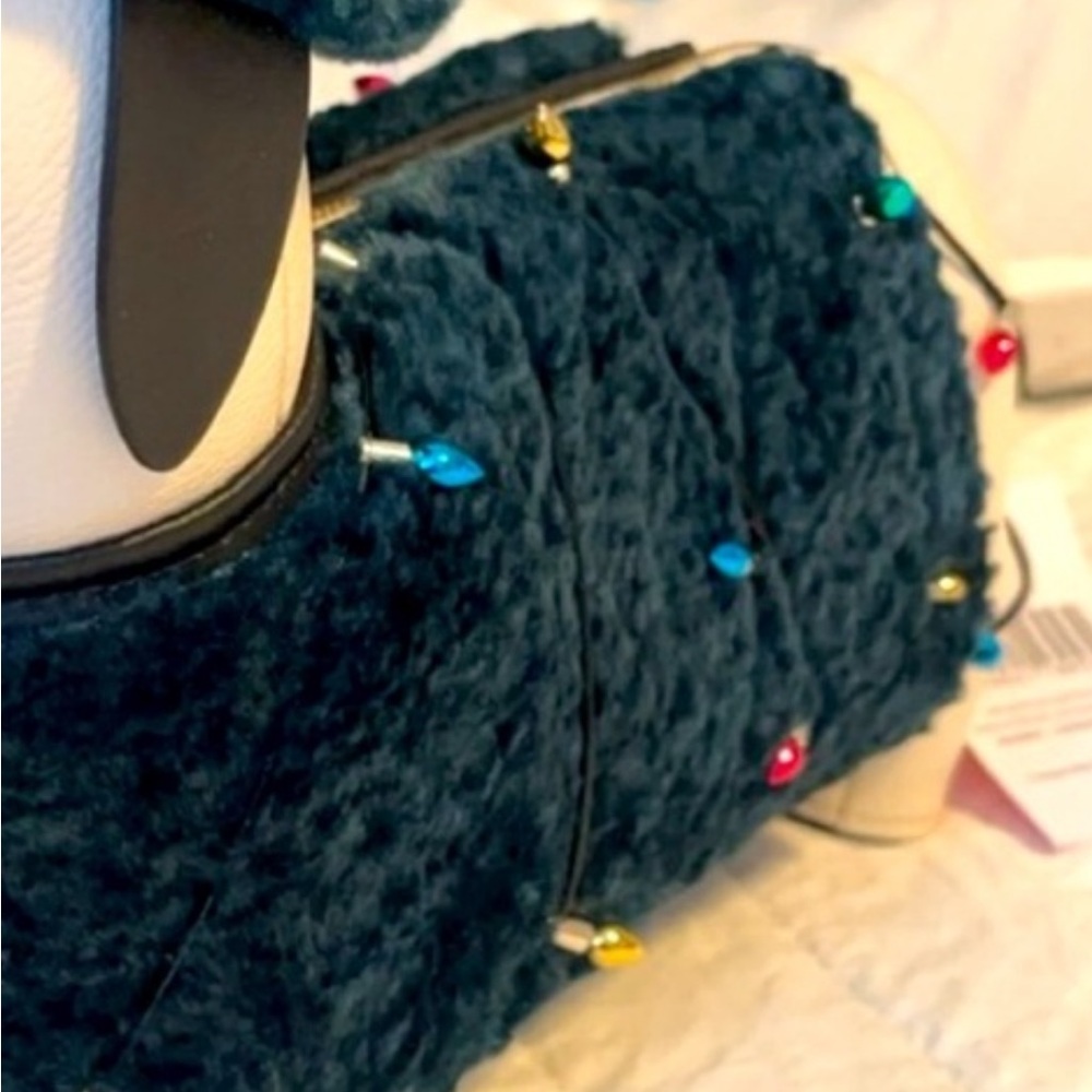 Kate spade Claude Christmas dachshund crossbody bag collectible K9365 nwt - Picture 7 of 16